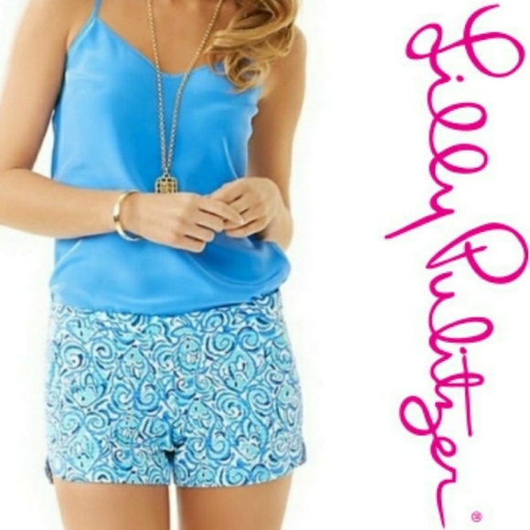 Lilly Pulitzer Pants - Lilly Pulitzer Adie Shorts Chasing Tail

Print